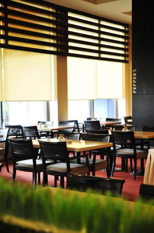 Tanahmas The Sibu Hotel Екстериор снимка