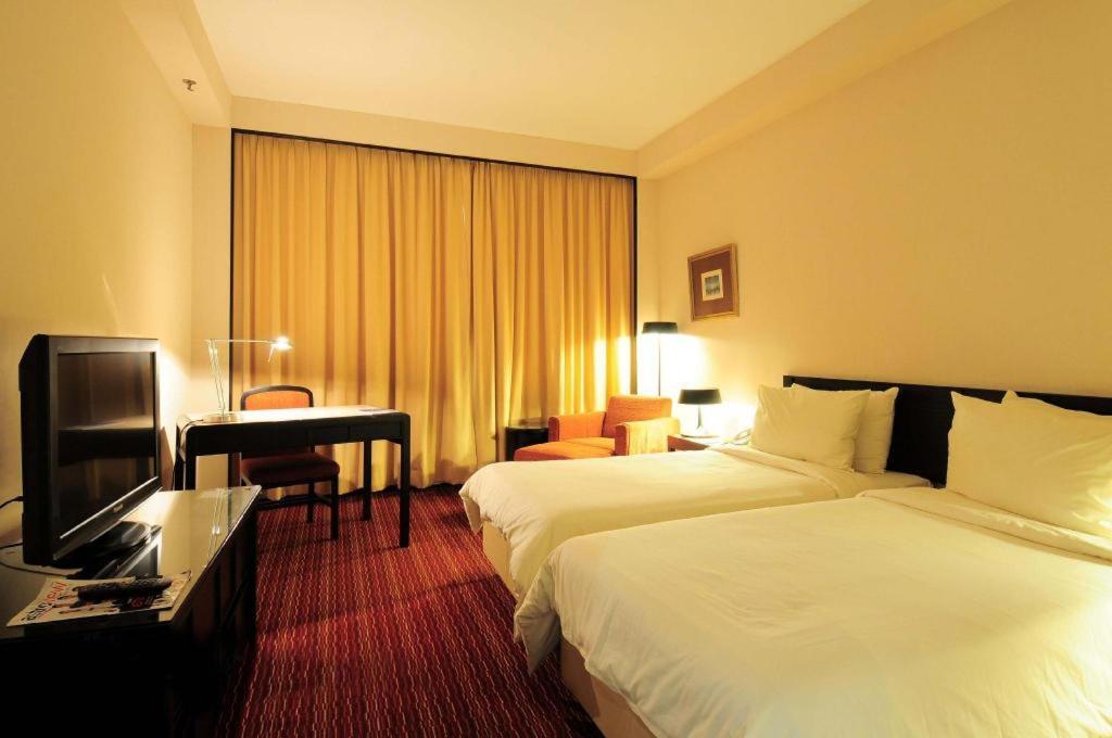 Tanahmas The Sibu Hotel Екстериор снимка