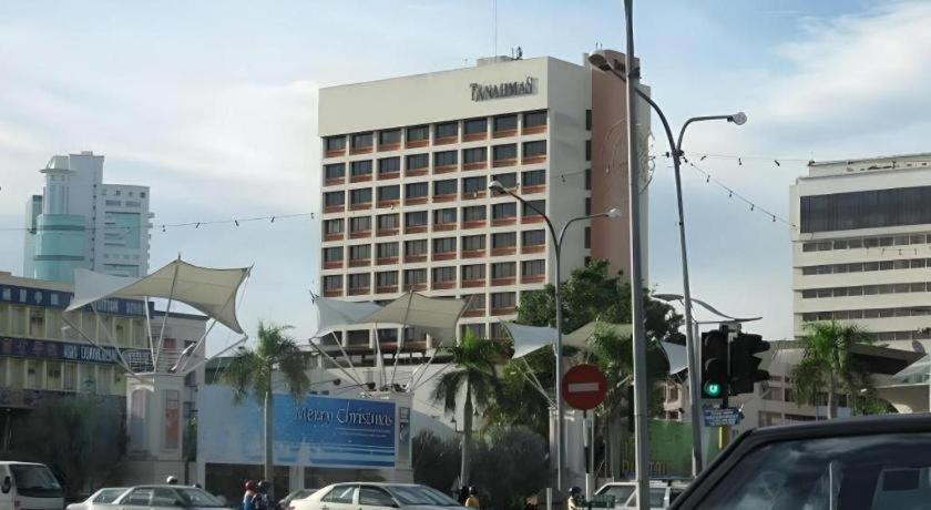 Tanahmas The Sibu Hotel Екстериор снимка