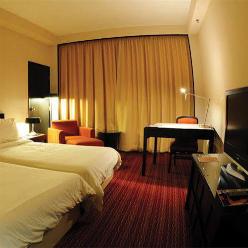 Tanahmas The Sibu Hotel Екстериор снимка