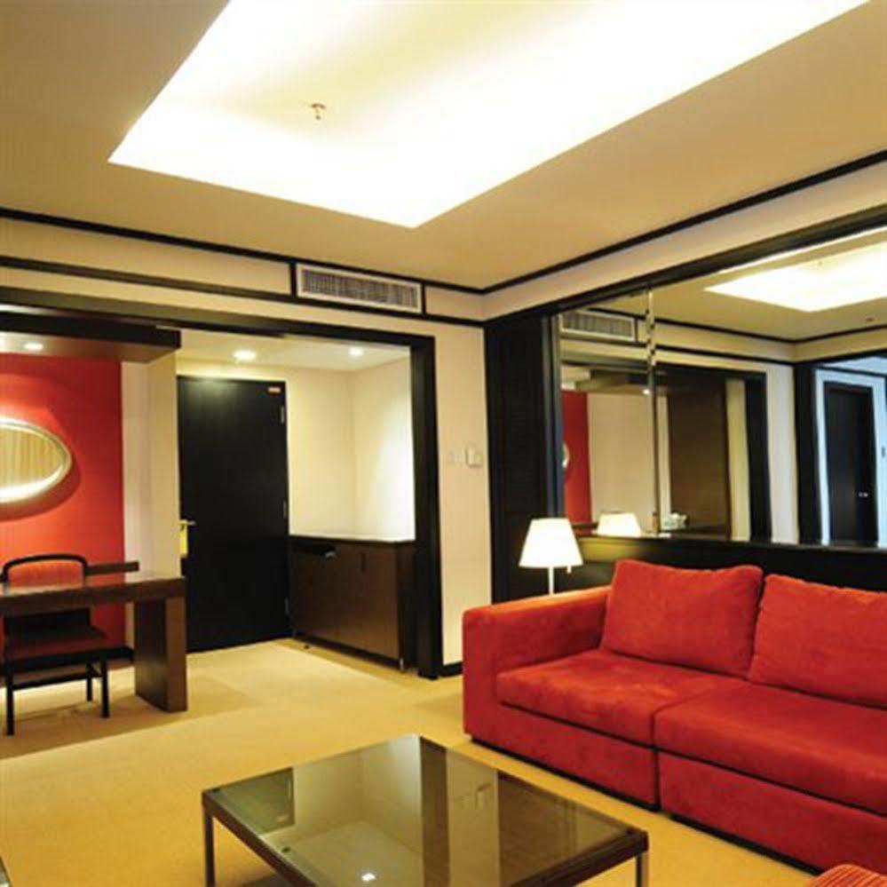 Tanahmas The Sibu Hotel Екстериор снимка